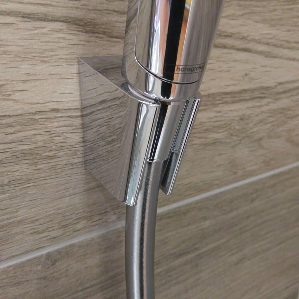 Support mural Hansgrohe avec douchette à main Croma Select E et flexible Isiflex 1,60 m - vue 3