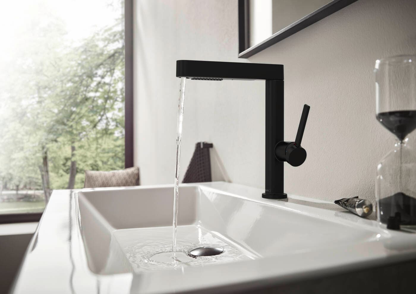 Mitigeur de lavabo Hansgrohe Finoris 230 avec douchette extractible 2 jets et bonde push-open en noir mat - vue 5