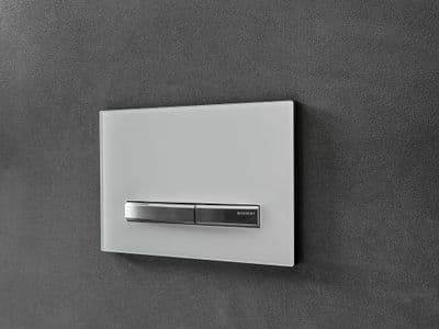 Plaque de déclenchement Geberit Sigma50 / Blanc - bandes design : chromé brossé / Revêtement Easy Clean + Anti-Traces de doigt