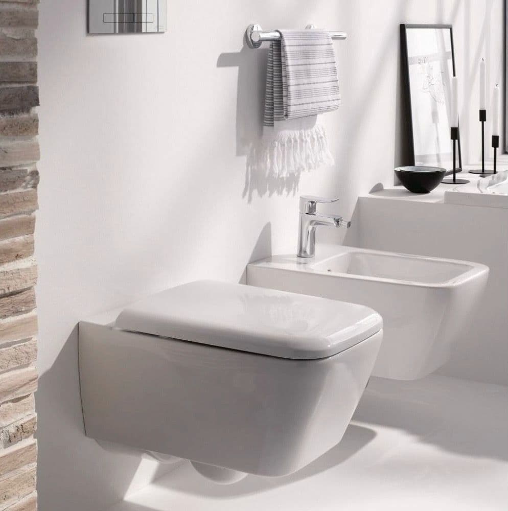 Cuvette suspendue Geberit iCon Square carénée Rimfree avec fixations cachées (sans abattant)