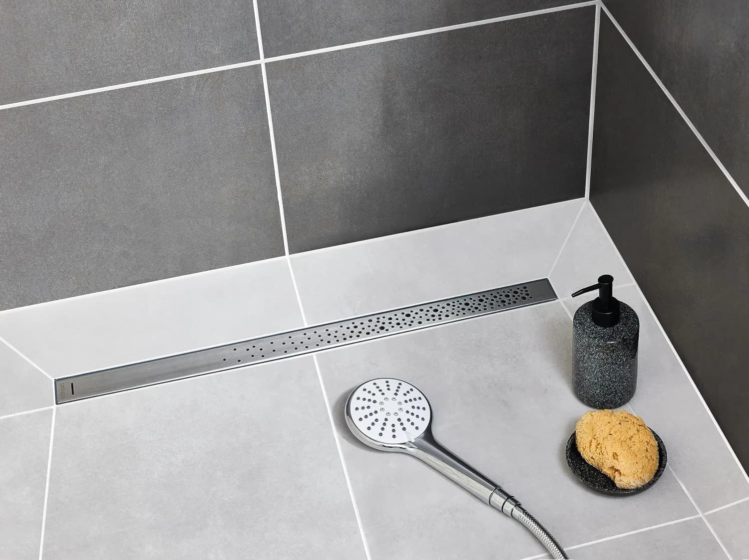 Canivelle de douche Wirquin Venisio Soda 70 cm avec grille en acier inoxydable